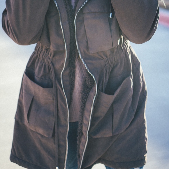 Minkpink Anorak Jacket - Picture 2 of 3